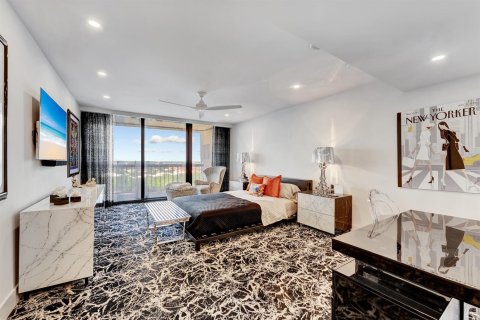 Condo in Highland Beach, Florida, 2 bedrooms № 2081842 - photo 11