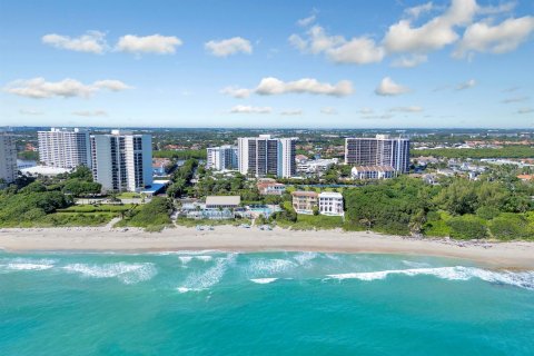 Condo in Highland Beach, Florida, 2 bedrooms № 2081842