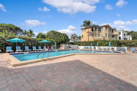 Condo in Highland Beach, Florida, 2 bedrooms № 2081842 - photo 26