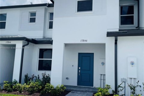 Touwnhouse à louer à Homestead, Floride: 4 chambres № 1806161 - photo 1