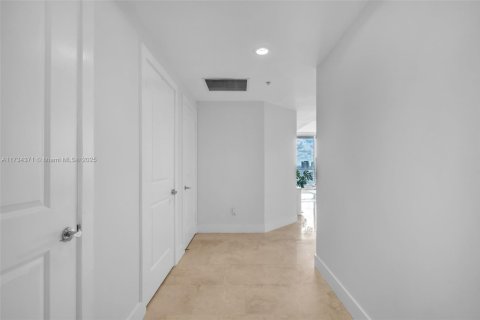 Condominio en venta en Fort Lauderdale, Florida, 1 dormitorio, 86.12 m2 № 1864242 - foto 12