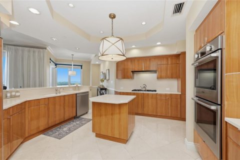 Copropriété à vendre à Sarasota, Floride: 3 chambres, 272.76 m2 № 2423774 - photo 27