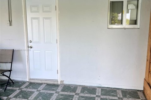 Casa en alquiler en Hallandale Beach, Florida, 3 dormitorios, 238.67 m2 № 1969714 - foto 19