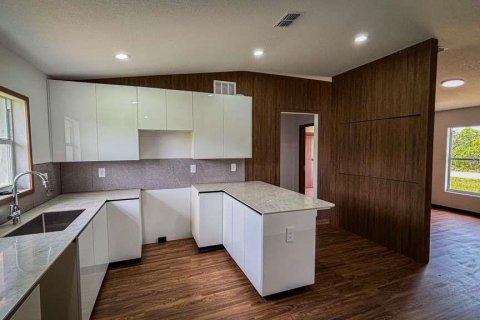 Casa en venta en Sebring, Florida, 3 dormitorios, 96.25 m2 № 2098677 - foto 4