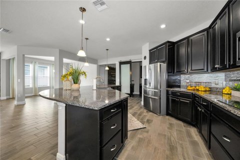 Casa en venta en Lutz, Florida, 4 dormitorios, 256.6 m2 № 2167385 - foto 16