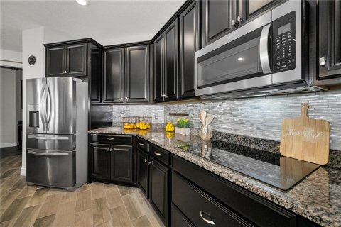 Casa en venta en Lutz, Florida, 4 dormitorios, 256.6 m2 № 2167385 - foto 15