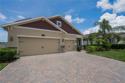 Casa en venta en Lutz, Florida, 4 dormitorios, 256.6 m2 № 2167385 - foto 2