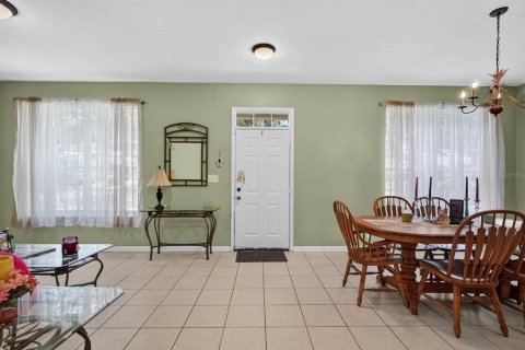 Villa ou maison à vendre à DeLand, Floride: 3 chambres, 179.12 m2 № 2296495 - photo 6