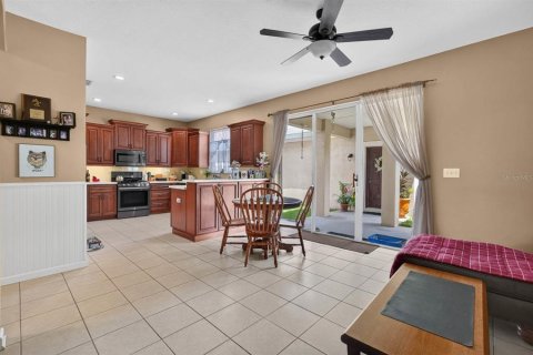Villa ou maison à vendre à DeLand, Floride: 3 chambres, 179.12 m2 № 2296495 - photo 16