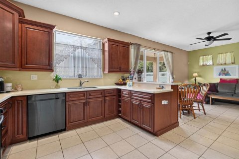 Villa ou maison à vendre à DeLand, Floride: 3 chambres, 179.12 m2 № 2296495 - photo 18