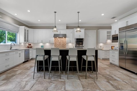House in Pinecrest, Florida 6 bedrooms, 736.06 sq.m. № 1450050 - photo 6