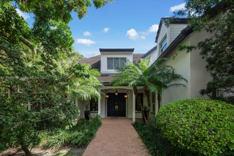 House in Pinecrest, Florida 6 bedrooms, 736.06 sq.m. № 1450050 - photo 2