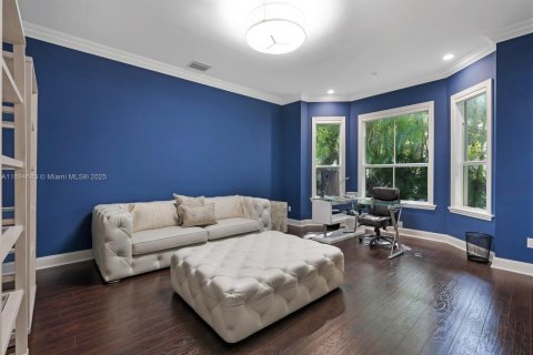 House in Pinecrest, Florida 6 bedrooms, 736.06 sq.m. № 1450050 - photo 20