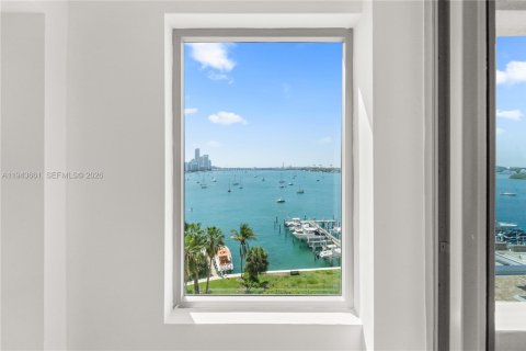 Condominio en venta en Miami Beach, Florida, 2 dormitorios, 145.86 m2 № 2000551 - foto 12