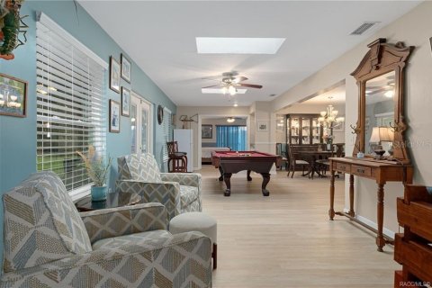 House in Homosassa, Florida 3 bedrooms, 261.43 sq.m. № 2205552 - photo 19