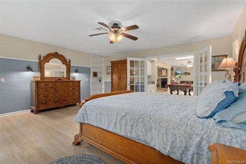 House in Homosassa, Florida 3 bedrooms, 261.43 sq.m. № 2205552 - photo 22