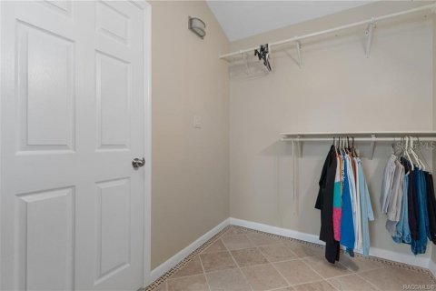 House in Homosassa, Florida 3 bedrooms, 261.43 sq.m. № 2205552 - photo 29