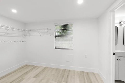 Immobilier commercial à louer à Miami, Floride: 1 chambre № 1965999 - photo 5