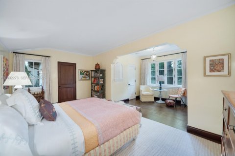 Villa ou maison à vendre à Miami, Floride: 6 chambres, 582.31 m2 № 1991363 - photo 14