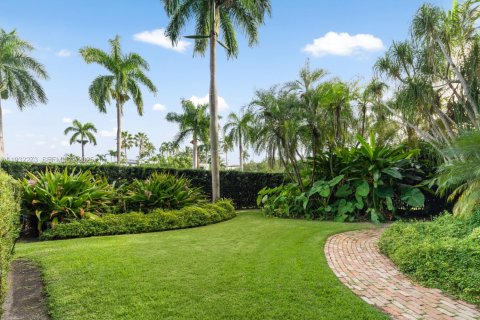 Villa ou maison à vendre à Miami, Floride: 6 chambres, 582.31 m2 № 1991363 - photo 23