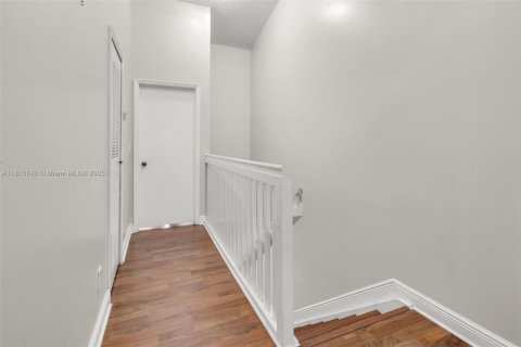 Touwnhouse à vendre à Pembroke Pines, Floride: 2 chambres, 124.3 m2 № 1779088 - photo 13