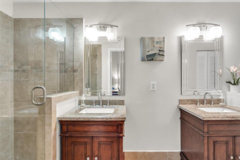 Touwnhouse à vendre à Pembroke Pines, Floride: 2 chambres, 124.3 m2 № 1779088 - photo 17