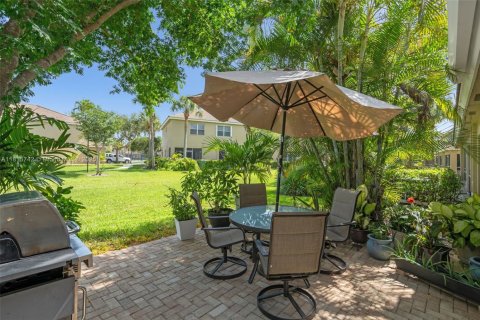 Touwnhouse à vendre à Pembroke Pines, Floride: 2 chambres, 124.3 m2 № 1779088 - photo 26