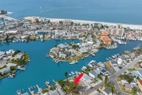 Land in Madeira Beach, Florida № 1679922 - photo 9