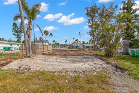 Land in Madeira Beach, Florida № 1679922 - photo 12