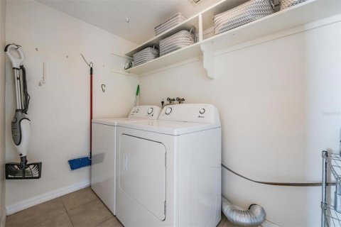 Casa en venta en New Port Richey, Florida, 3 dormitorios, 140.19 m2 № 1379289 - foto 20