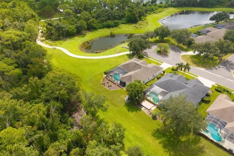 Casa en venta en Lakewood Ranch, Florida, 4 dormitorios, 247.21 m2 № 2386736 - foto 5