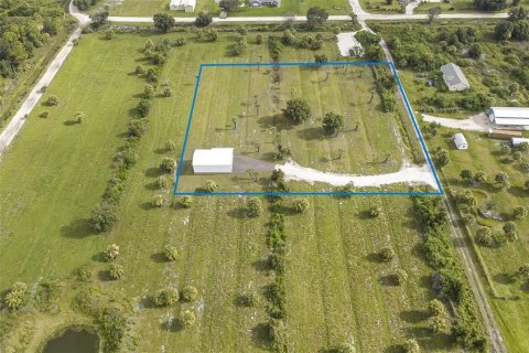 Terrain à vendre à Punta Gorda, Floride № 2291127 - photo 15