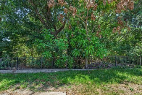 Townhouse in Riverview, Florida 2 bedrooms, 142.33 sq.m. № 2196772 - photo 22