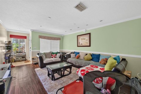 Townhouse in Riverview, Florida 2 bedrooms, 142.33 sq.m. № 2196772 - photo 4
