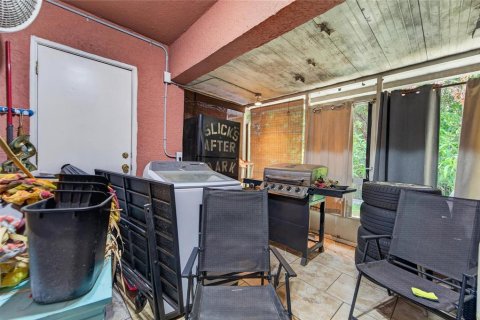Townhouse in Riverview, Florida 2 bedrooms, 142.33 sq.m. № 2196772 - photo 20