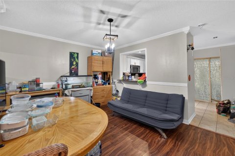Townhouse in Riverview, Florida 2 bedrooms, 142.33 sq.m. № 2196772 - photo 10