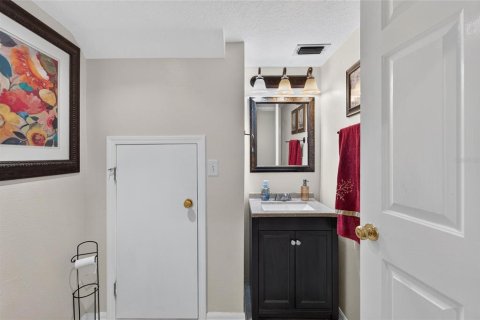 Townhouse in Riverview, Florida 2 bedrooms, 142.33 sq.m. № 2196772 - photo 8