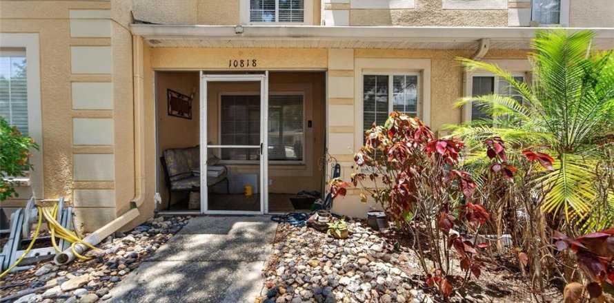 Townhouse in Riverview, Florida 2 bedrooms, 142.33 sq.m. № 2196772