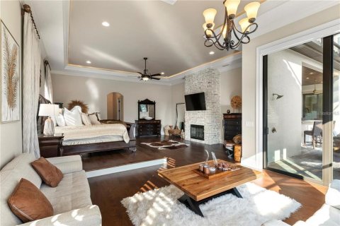 Casa en venta en Thonotosassa, Florida, 8 dormitorios, 760.87 m2 № 1907614 - foto 23
