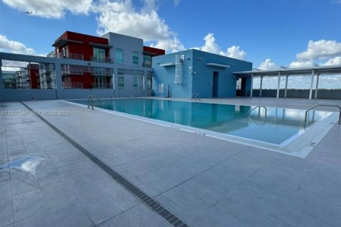 Condo in Doral, Florida, 1 bedroom  № 1994094 - photo 24