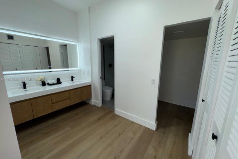 Купить кондоминиум в Авентура, Флорида 2 спальни, 106.84м2, № 2011826 - фото 8