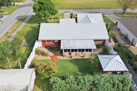 Casa en venta en Deltona, Florida, 3 dormitorios, 140.38 m2 № 2136334 - foto 23
