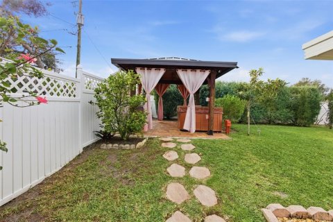 Casa en venta en Deltona, Florida, 3 dormitorios, 140.38 m2 № 2136334 - foto 8