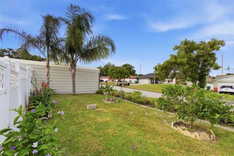 Casa en venta en Deltona, Florida, 3 dormitorios, 140.38 m2 № 2136334 - foto 13