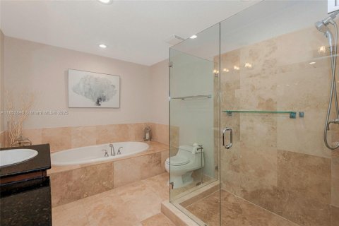 Townhouse in Fort Lauderdale, Florida 4 bedrooms, 325.62 sq.m. № 1872199 - photo 28