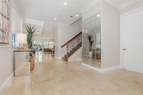 Townhouse in Fort Lauderdale, Florida 4 bedrooms, 325.62 sq.m. № 1872199 - photo 7