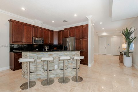 Townhouse in Fort Lauderdale, Florida 4 bedrooms, 325.62 sq.m. № 1872199 - photo 20