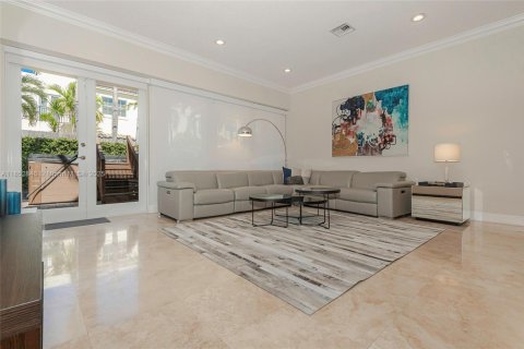 Townhouse in Fort Lauderdale, Florida 4 bedrooms, 325.62 sq.m. № 1872199 - photo 10