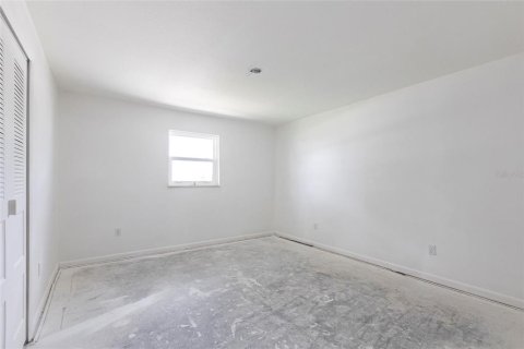 House in Port Charlotte, Florida 2 bedrooms, 123.93 sq.m. № 1613431 - photo 14