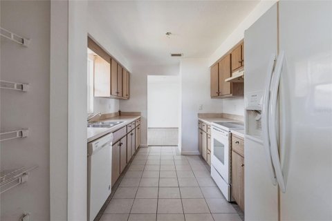 House in Port Charlotte, Florida 2 bedrooms, 123.93 sq.m. № 1613431 - photo 8